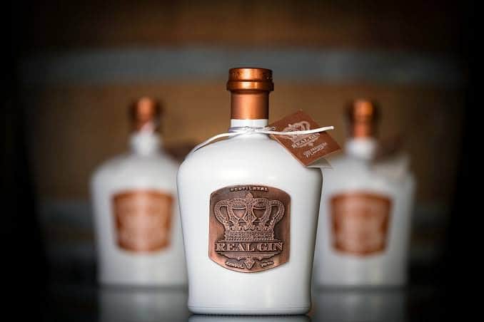 Real Gin — marca portuguesa de bebidas